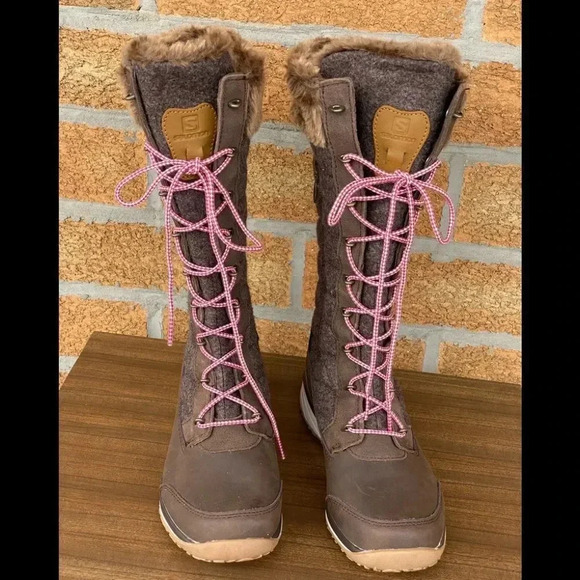 Salomon tall fur boots size 7.5 - Picture 2 of 12